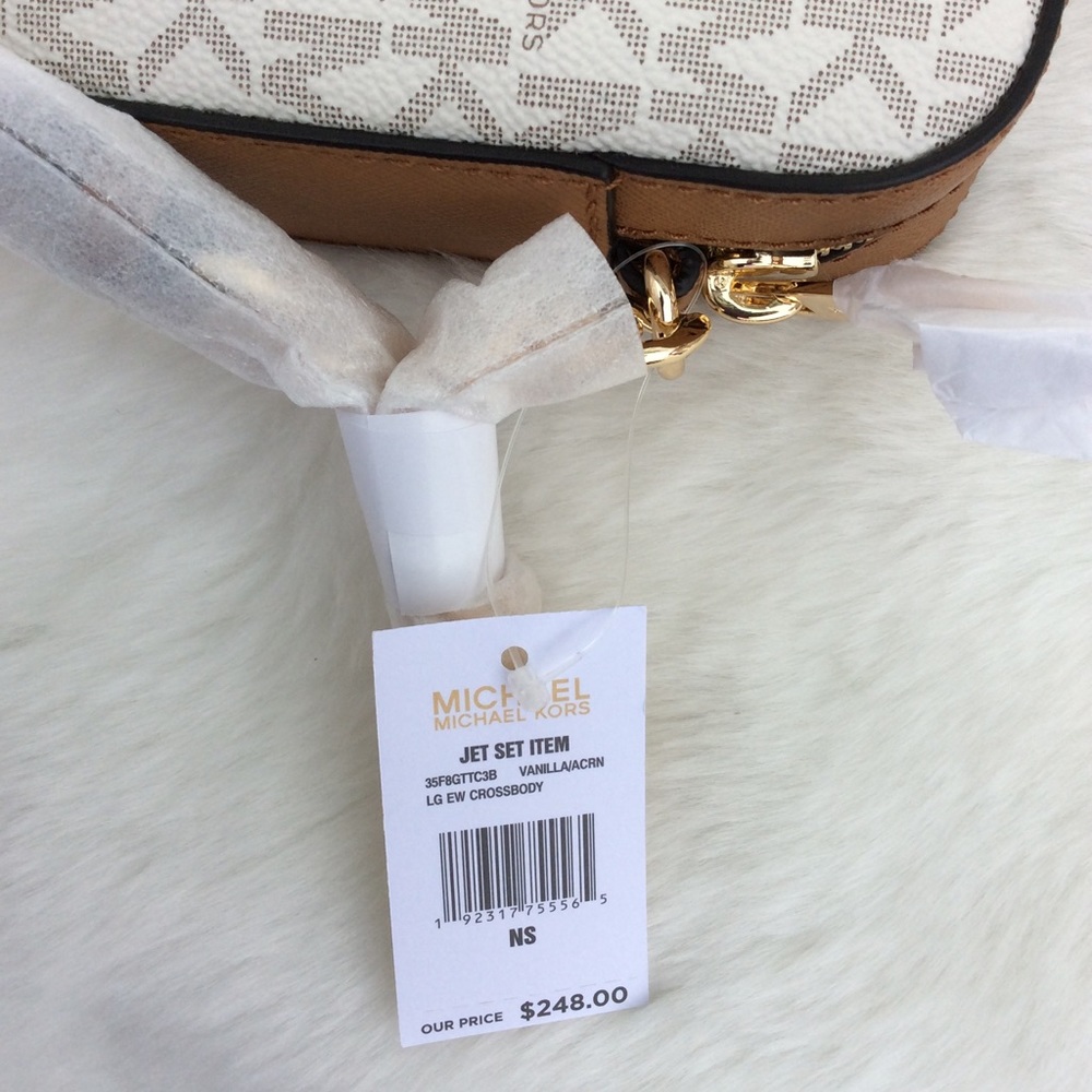 Michael Kors Jet Set LG EW Crossbody - Picture 7 of 7